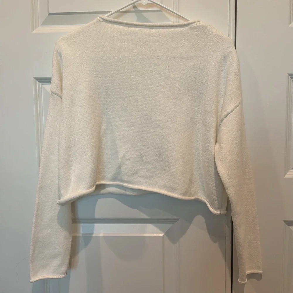 MOON & Madison Salty Long Sleeve Cropped Sweater Size XS - Picture 4 of 10